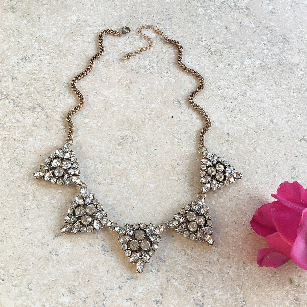 Sparkly delicate necklace